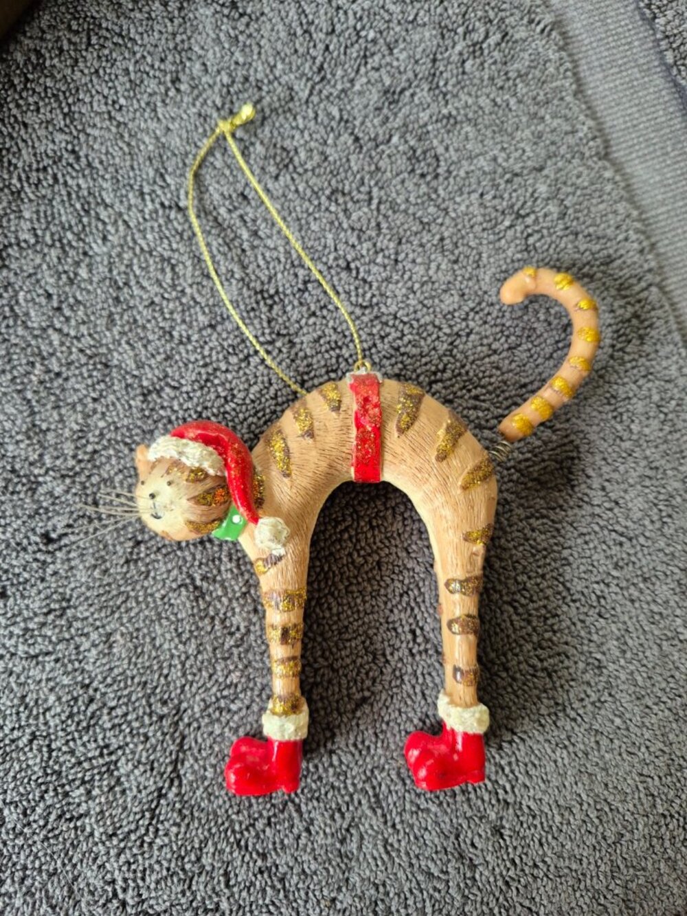 Santa Cat Christmas Ornament New Condition